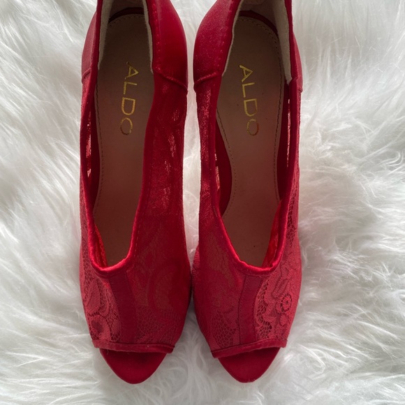 Red Satin Lace Heels size 37.5 - Picture 2 of 5